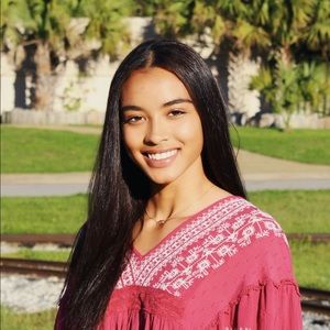 Meet your Posher, Josylin